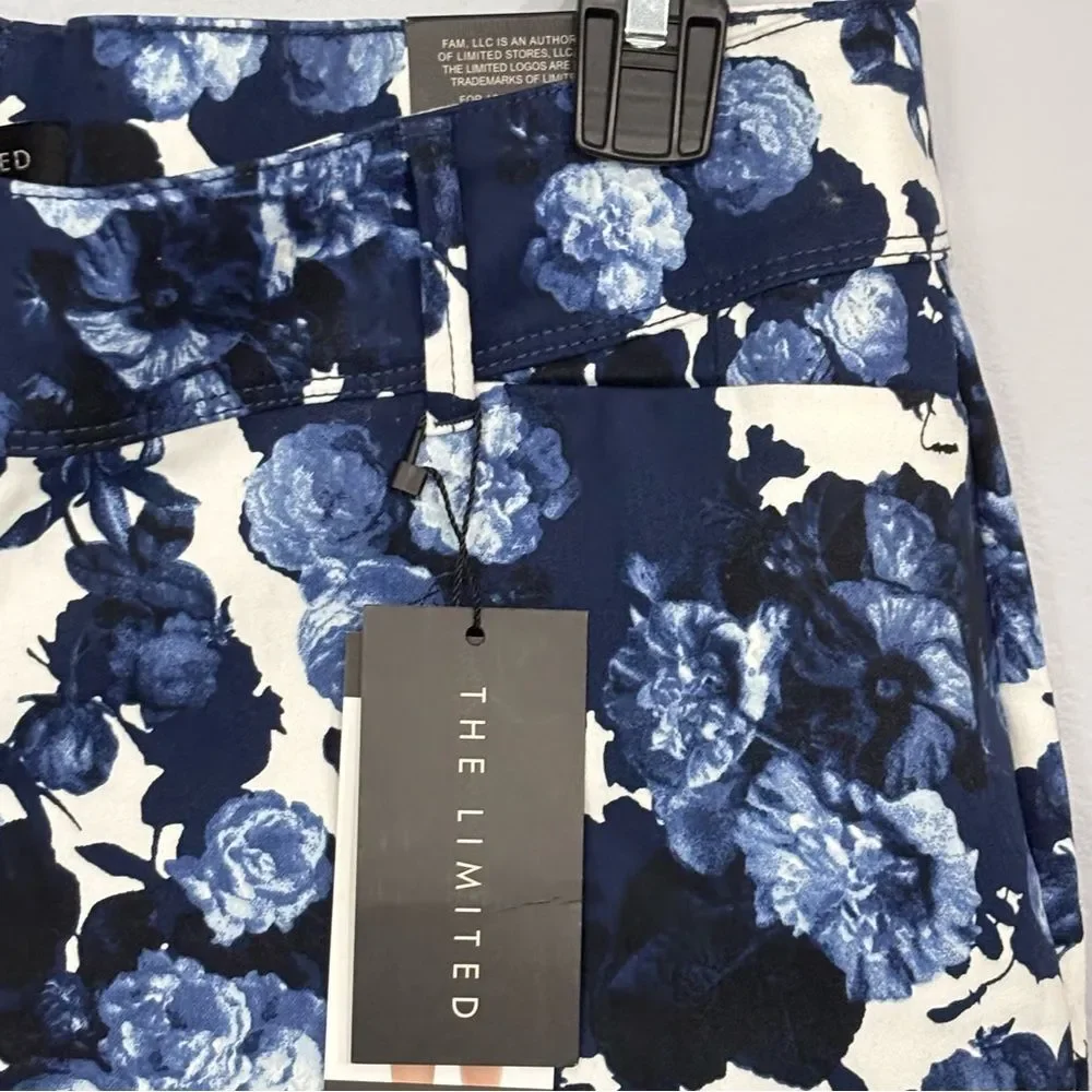 The Limited | Women’s Indigo Navy Floral Tailored Fit Casual Shorts Size 4